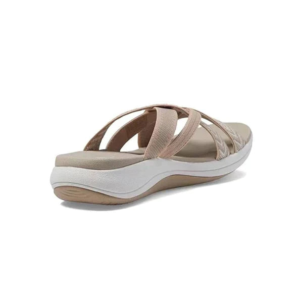 Leah | Summer Criss-Cross Slides