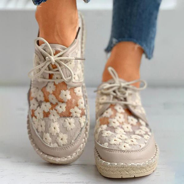 Women's Embroidered Lace Shoes-Lisa New York